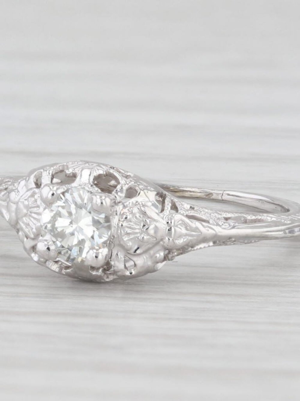 0.30ct Round Diamond Solitaire Engagement Ring 18k White Gold Filigree Size 4.75